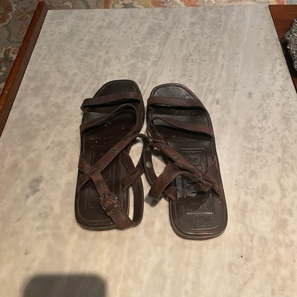 Dkny sandals - Picture 5 of 14